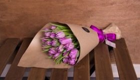 Как подобрать цветы в подарок
